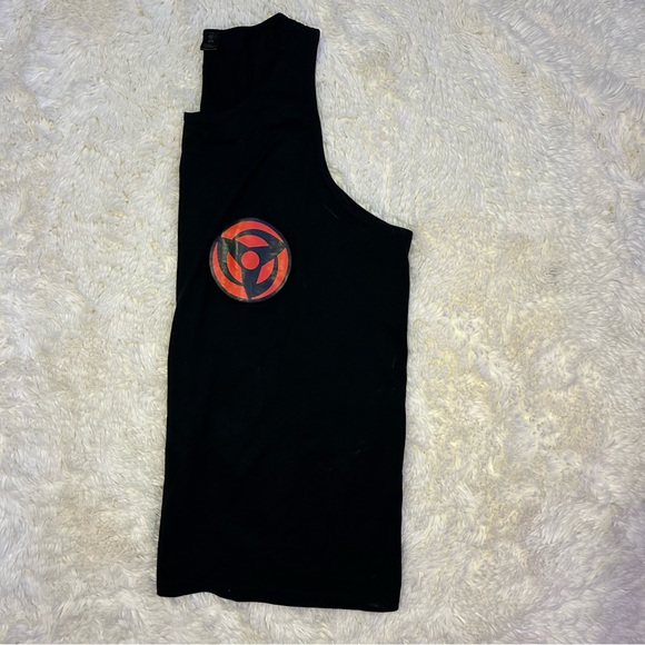 Naruto - Uchiha clan symbol on the back with the Mangekyō Sharingan on the front - Picture 2 of 5